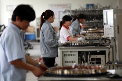 “對，別只盯著電子廠招聘信息的高薪，快樂才是工作的靈魂！”